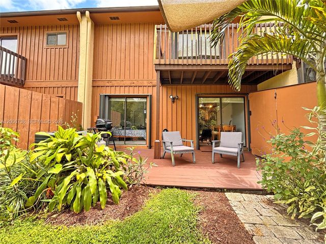 4159 SW 87th Ter, Davie, FL 33328