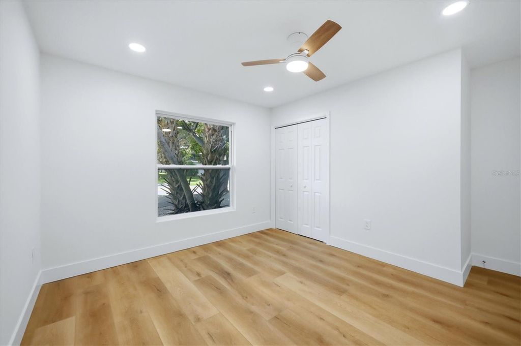 Image 25 of property listing at 4803 21ST AVENUE W, Bradenton, FL 34209