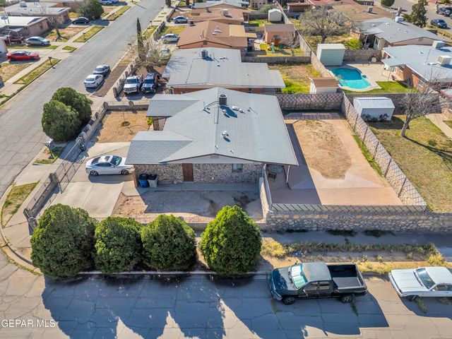 5753 WEATHERFORD Lane, El Paso, TX 79924