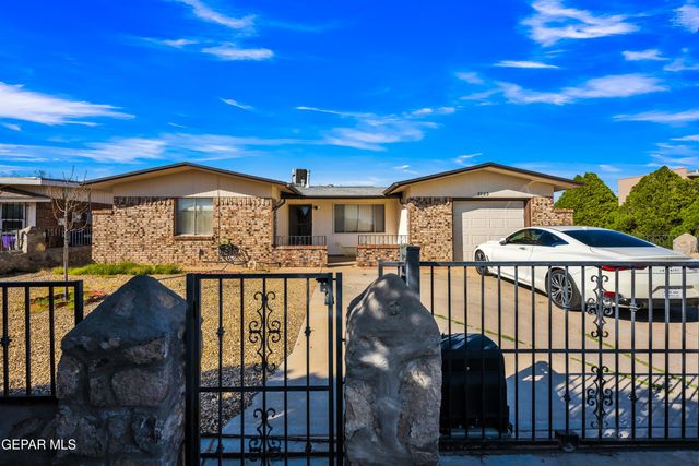 5753 WEATHERFORD Lane, El Paso, TX 79924