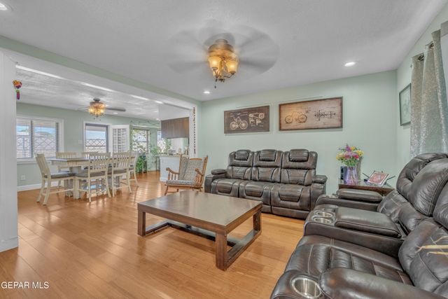 5753 WEATHERFORD Lane, El Paso, TX 79924