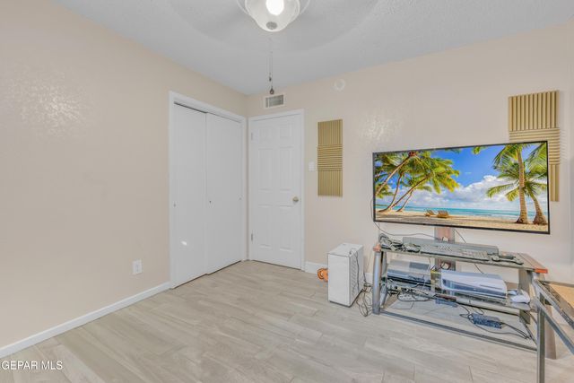 5753 WEATHERFORD Lane, El Paso, TX 79924