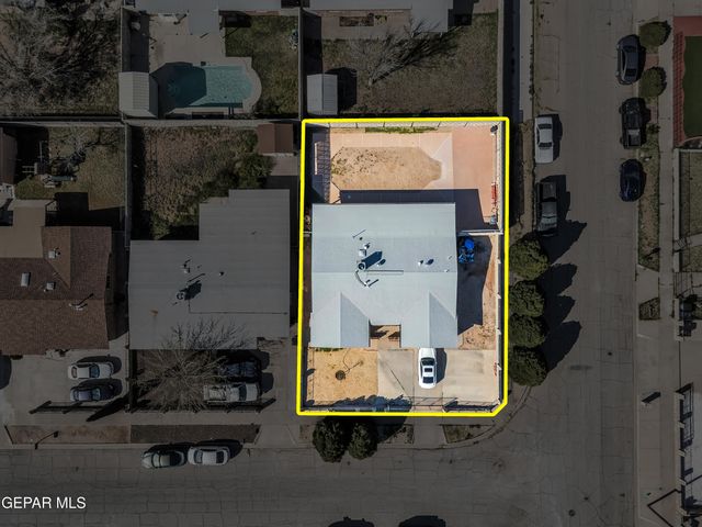 5753 WEATHERFORD Lane, El Paso, TX 79924