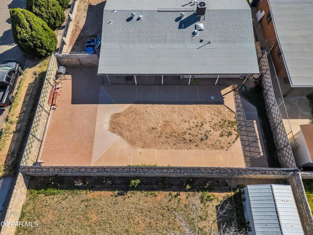 5753 WEATHERFORD Lane, El Paso, TX 79924