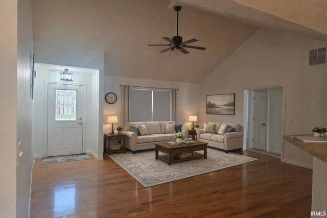 10657 Fall creek Drive, Newburgh, IN 47630