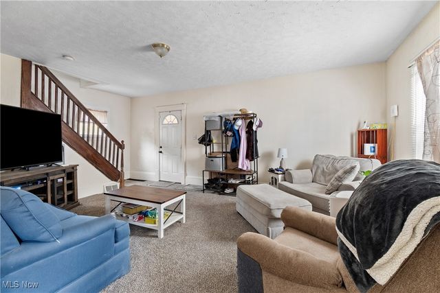 38 Walnut Court, Mogadore, OH 44260