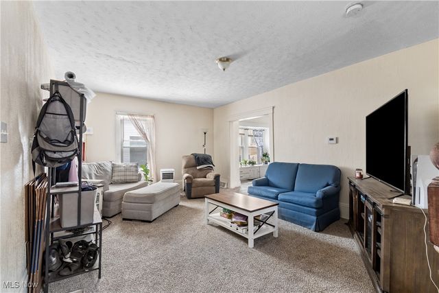 38 Walnut Court, Mogadore, OH 44260