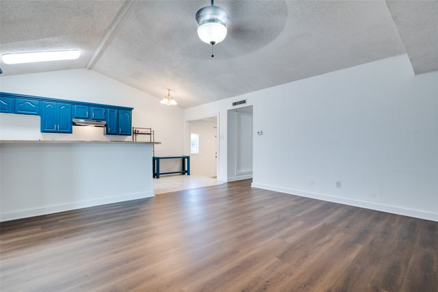 6028 Mcafee Drive, The Colony, TX 75056