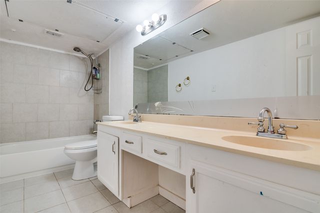 6028 Mcafee Drive, The Colony, TX 75056