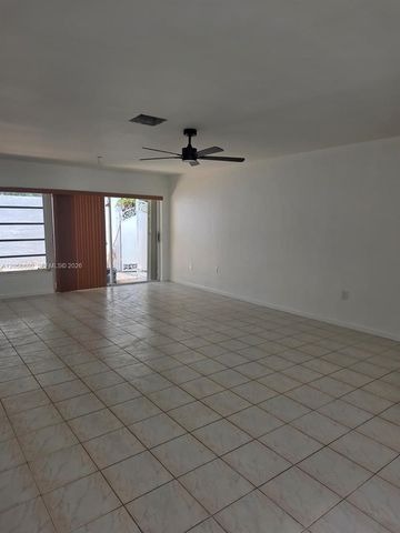 8404 SW 102nd Pl, Miami, FL 33173
