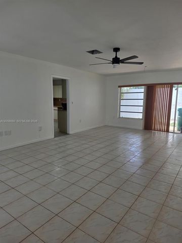 8404 SW 102nd Pl, Miami, FL 33173