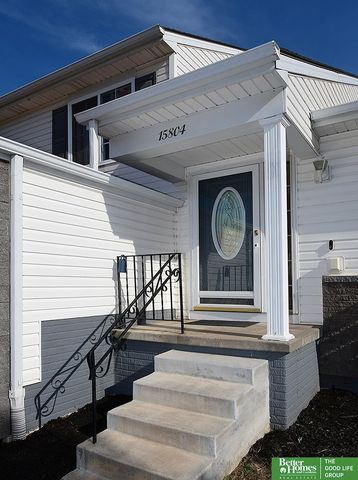 15804 Cottonwood Avenue, Omaha, NE 68136