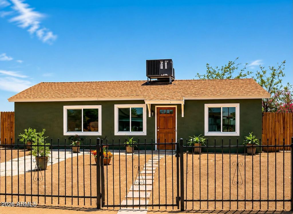 455 W ROOSEVELT Avenue, Coolidge, AZ 85128 — exterior