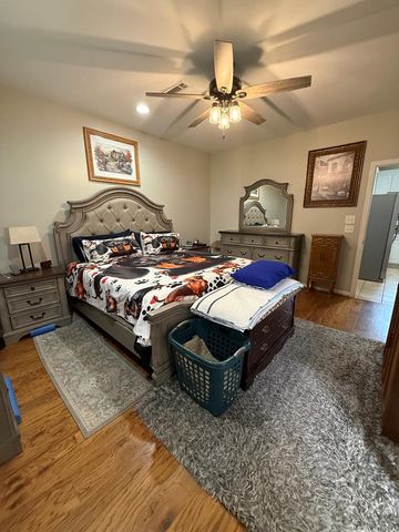 4420 W Cook Rd, Dothan, AL 36301