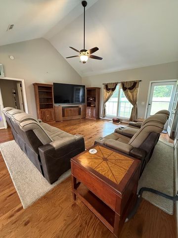 4420 W Cook Rd, Dothan, AL 36301