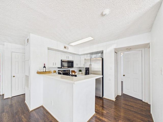 2300 Old Spanish Trail 1117, Houston, TX 77054