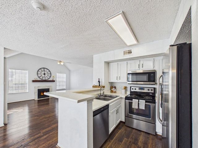 2300 Old Spanish Trail 1117, Houston, TX 77054