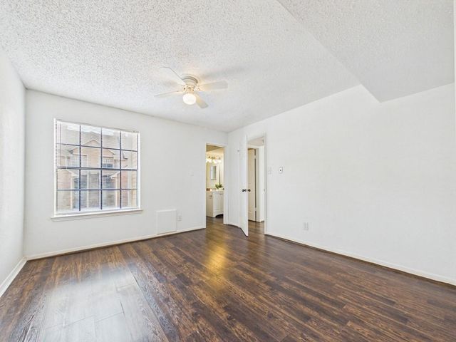 2300 Old Spanish Trail 1117, Houston, TX 77054