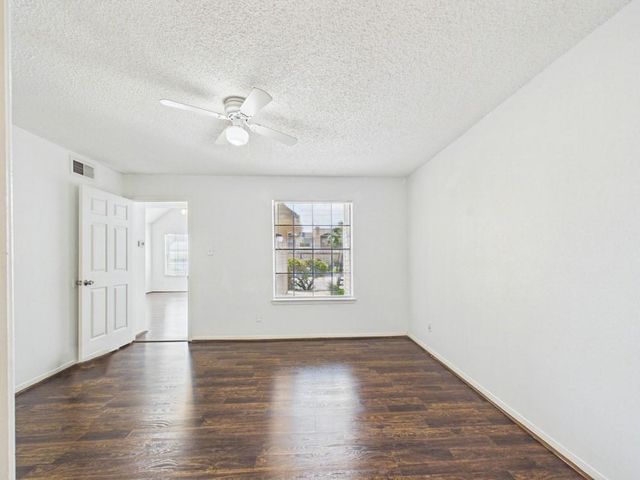 2300 Old Spanish Trail 1117, Houston, TX 77054