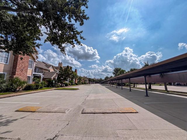 2300 Old Spanish Trail 1117, Houston, TX 77054