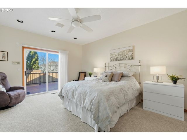 3857 Sw BRITTANY Dr, Gresham, OR 97080