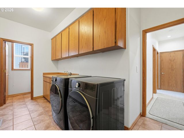 3857 Sw BRITTANY Dr, Gresham, OR 97080