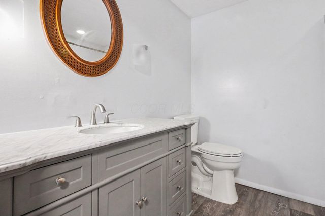 2229 Waldorf Road, Columbus, OH 43229