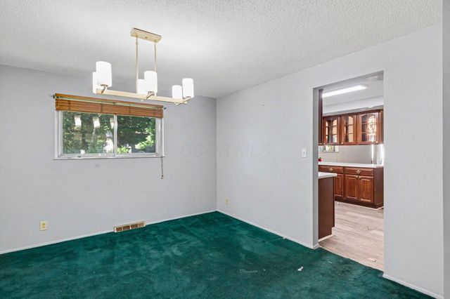2229 Waldorf Road, Columbus, OH 43229