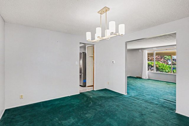 2229 Waldorf Road, Columbus, OH 43229