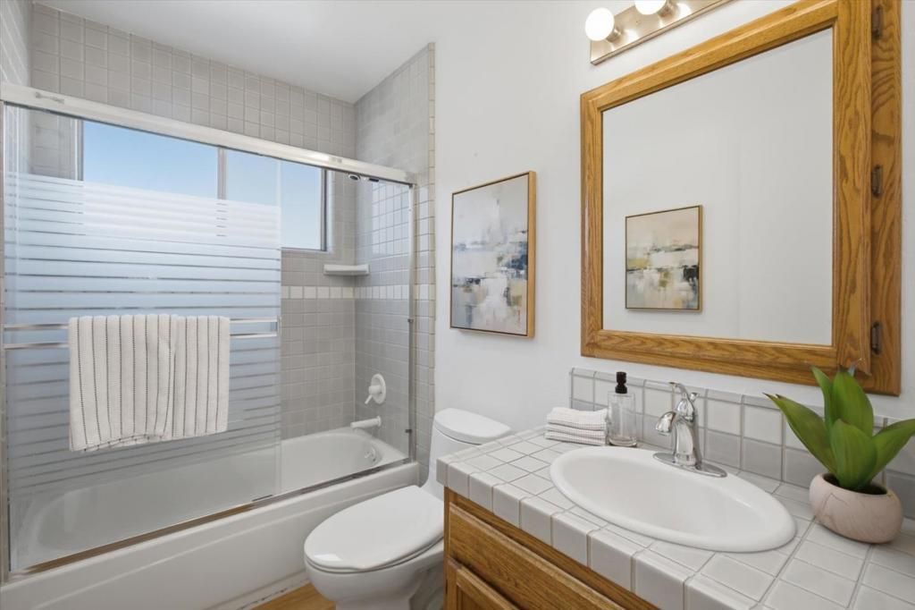 Image 26 of property listing at 452 Heatherbray Court, San Jose, CA 95136