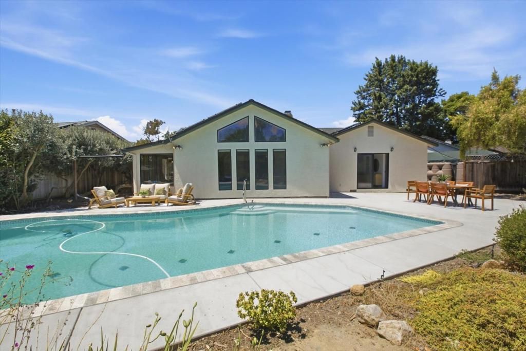 Image 37 of property listing at 452 Heatherbray Court, San Jose, CA 95136