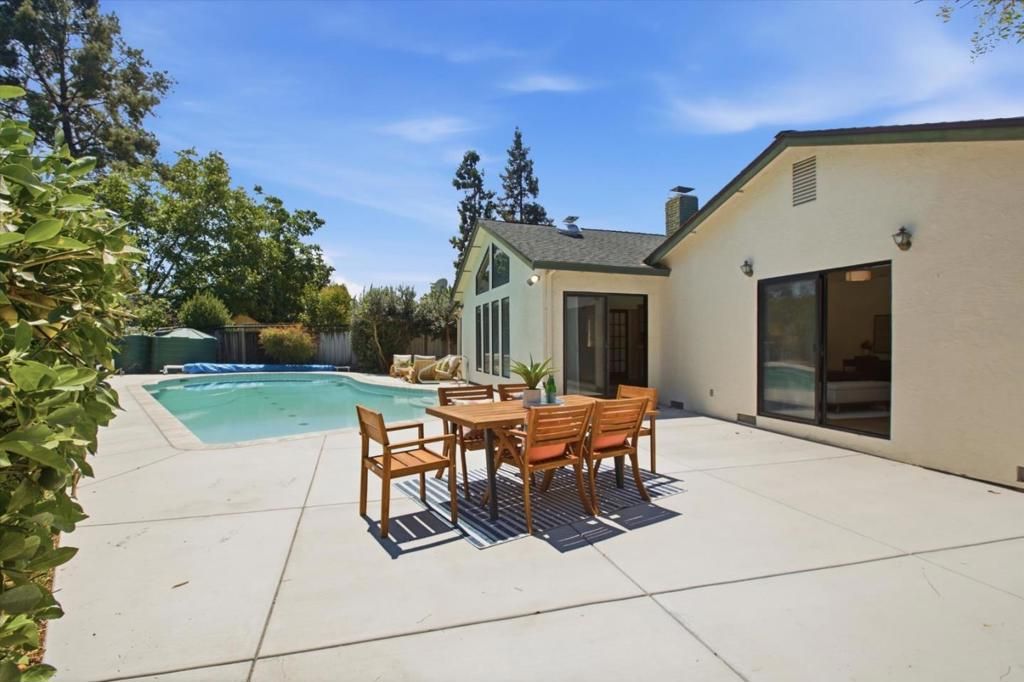Image 39 of property listing at 452 Heatherbray Court, San Jose, CA 95136