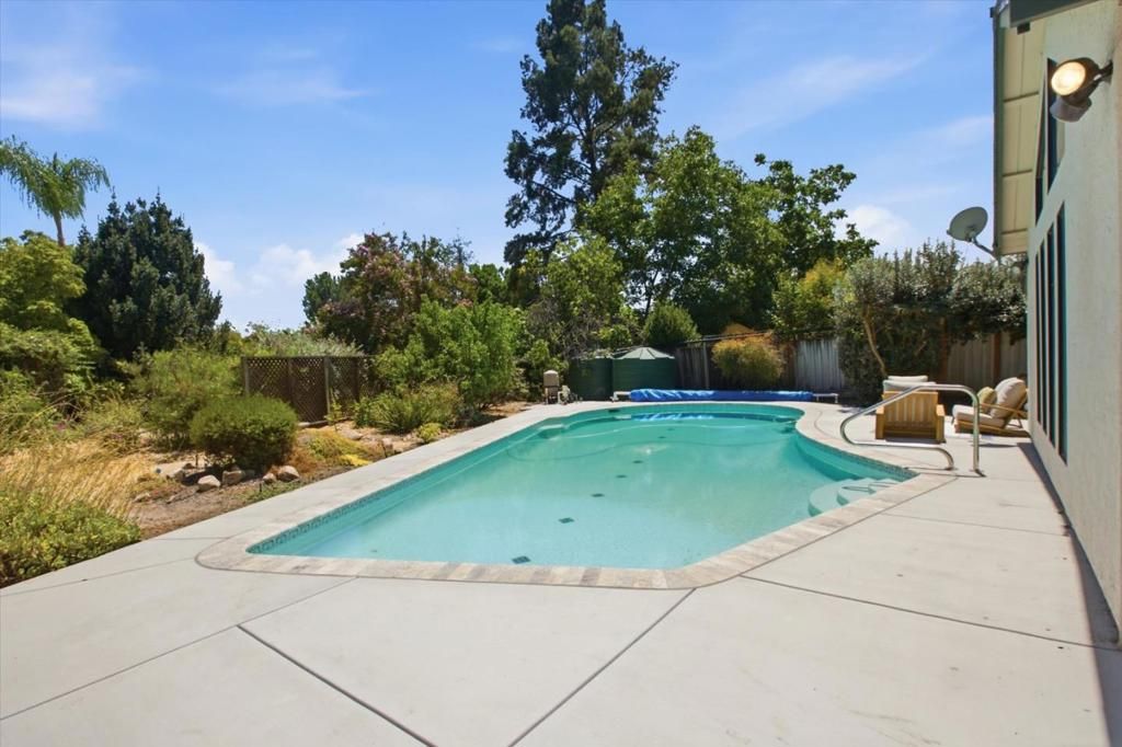 Image 41 of property listing at 452 Heatherbray Court, San Jose, CA 95136