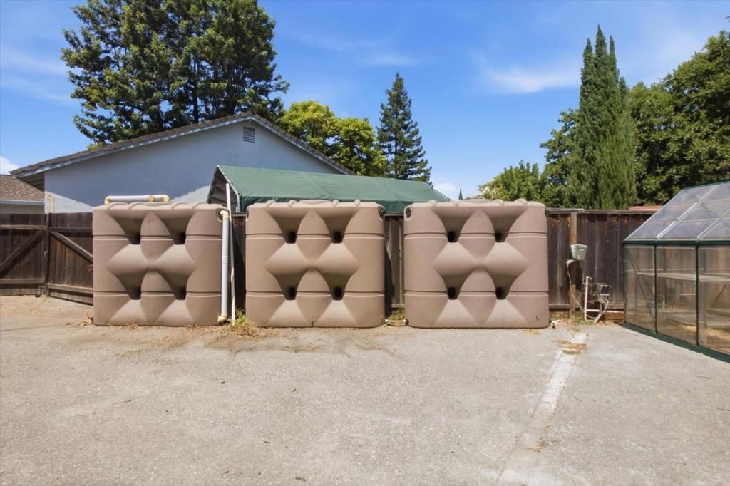 Image 43 of property listing at 452 Heatherbray Court, San Jose, CA 95136