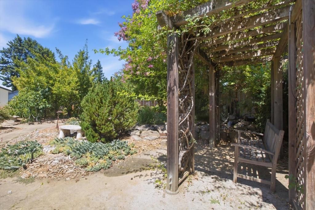 Image 54 of property listing at 452 Heatherbray Court, San Jose, CA 95136