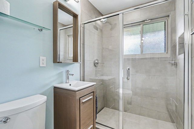 3140 Fishinger Road, Columbus, OH 43221