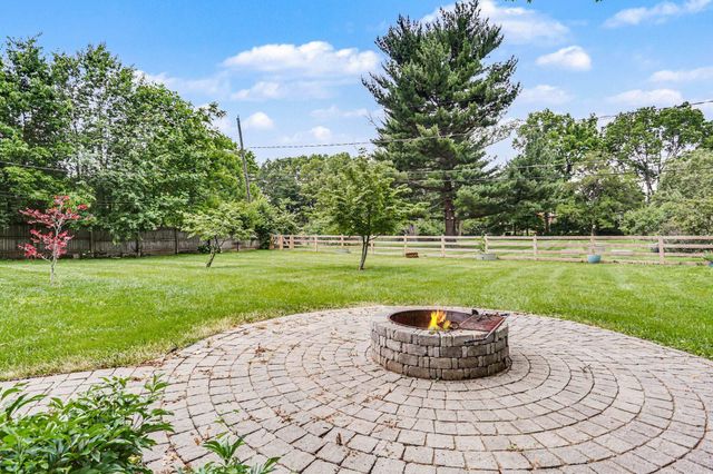 3140 Fishinger Road, Columbus, OH 43221