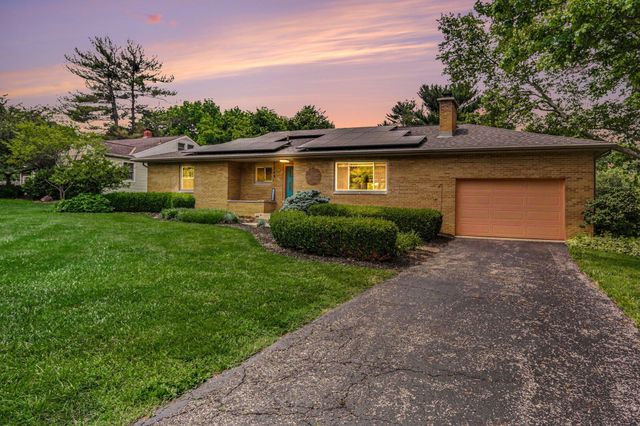 3140 Fishinger Road, Columbus, OH 43221