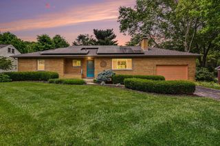 3140 Fishinger Road, Columbus, OH 43221