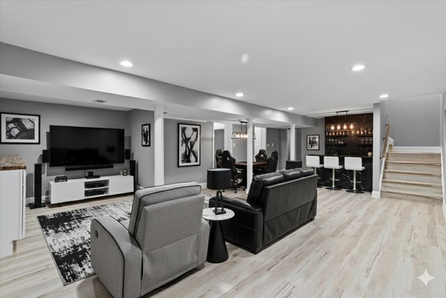 7646 S Wabash Avenue, Chicago, IL 60619