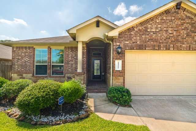 24322 S Newcastle Bay Trail, Spring, TX 77389
