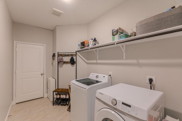24322 S Newcastle Bay Trail, Spring, TX 77389