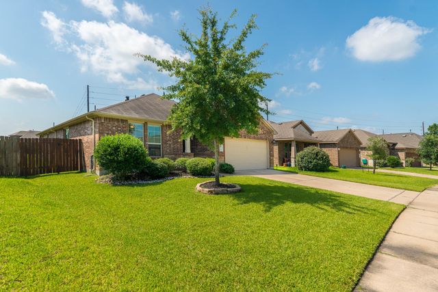 24322 S Newcastle Bay Trail, Spring, TX 77389