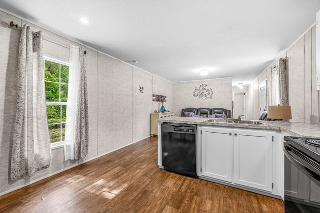 178 C Versie Rd., Little River, SC 29566