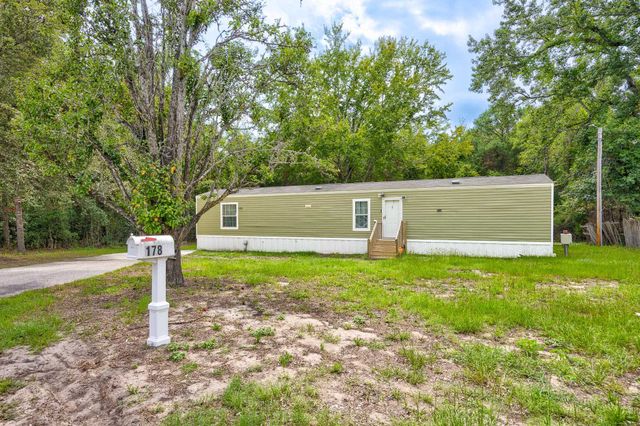 178 C Versie Rd., Little River, SC 29566