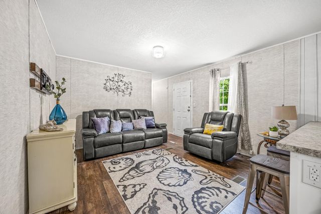 178 C Versie Rd., Little River, SC 29566