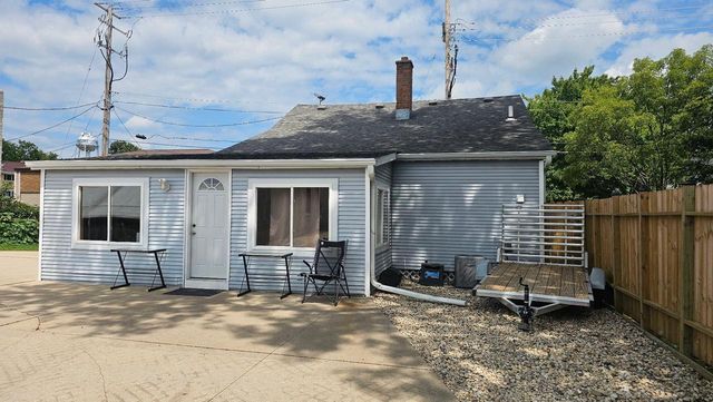 29 E State STREET, Hartford, WI 53027