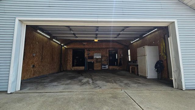29 E State STREET, Hartford, WI 53027