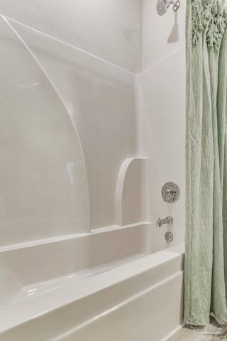 5952 Sargassum Ln, Milton, FL 32583