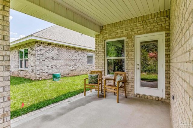 5952 Sargassum Ln, Milton, FL 32583